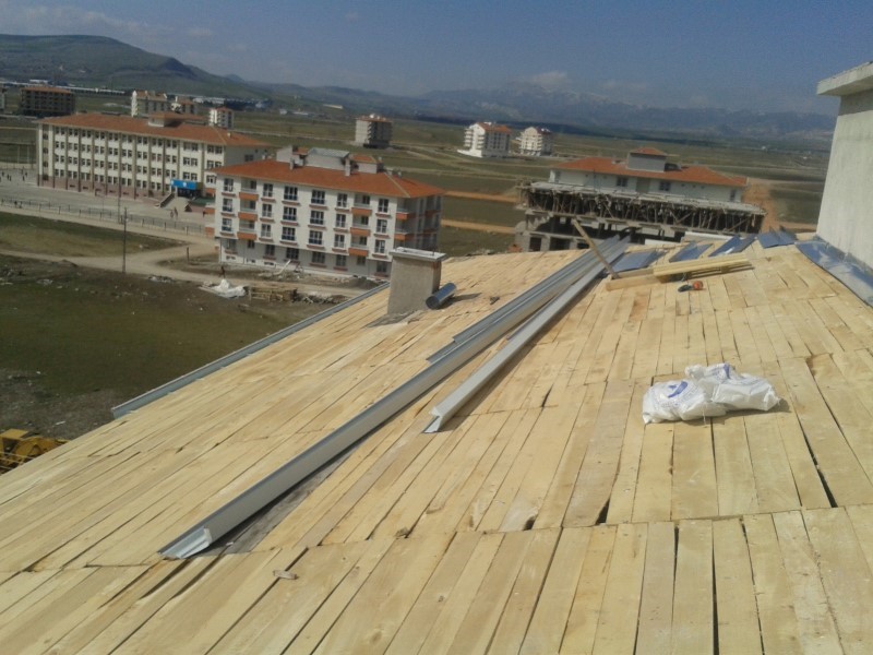 Çatı Aktarma ve İzolasyon